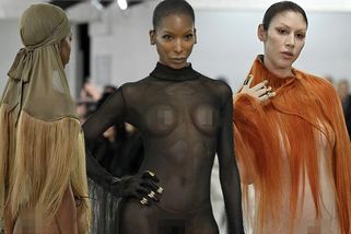 Skutečné vlasy na nahých tělech modelek! V Paříži se konala šokující přehlídka hvězdného kadeřníka - Super.cz